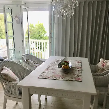 Apartment Ferienwohnung In Mit Traumhaftem See Und Bergblick